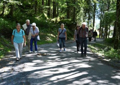 Der gemischte Chor von Remetschwil an eine Ihrer Chorreisen im Glarnerland Braunwald im Jahr 2016